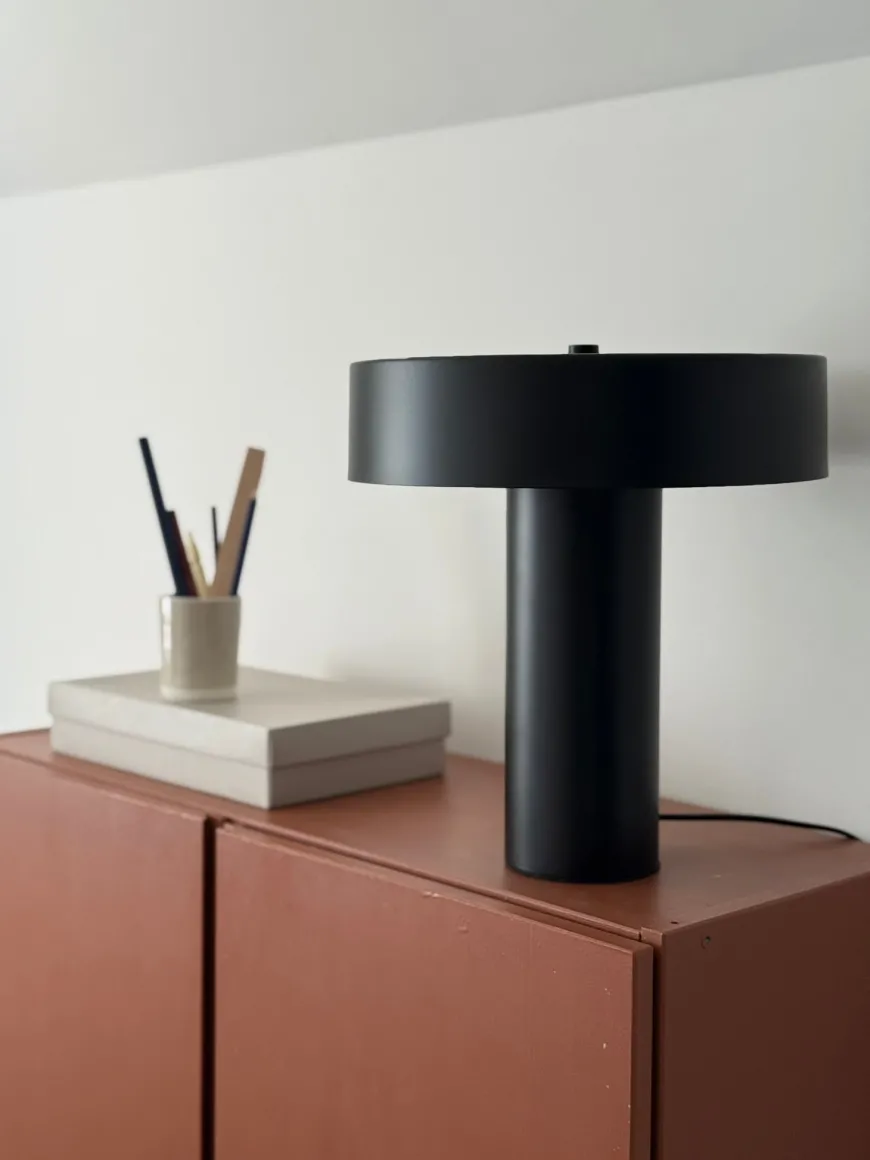 Bordlampe Molly Metal Sort