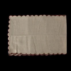 Bordløber m. Rød Broderi Kant (30x180cm)