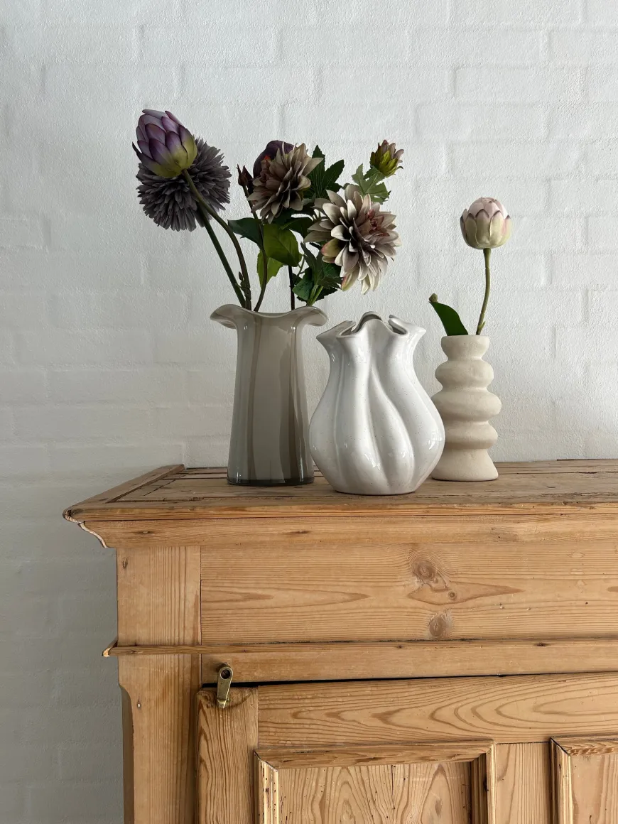 BYRON Vase (Ø17,4x24,4 cm) Lysegrå m Stribe