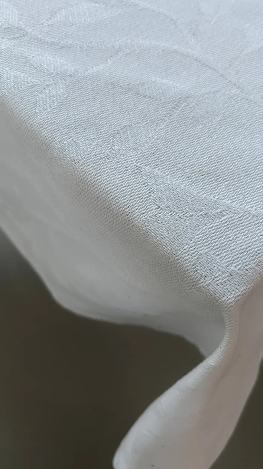 Dug i Jacquard METTE (140x270cm)Hvid