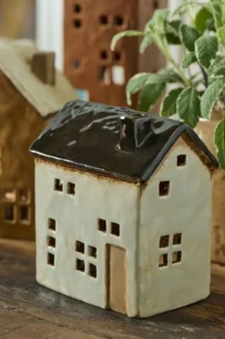 Ib Laursen - Keramik Hus til Fyrfadslys Brighton (7,5 x 13,2 x 11,3 cm)