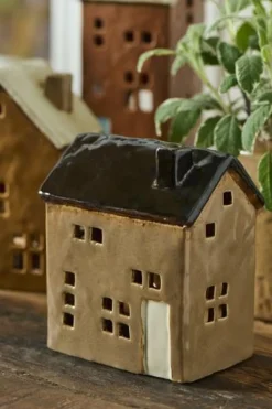 Ib Laursen - Keramik Hus til Fyrfadslys Brighton (7,5 x 13,2 x 11,3 cm)