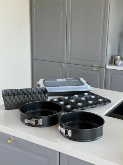 Muffinform til 12 muffins (38,5x27x3cm) Mørkegrå